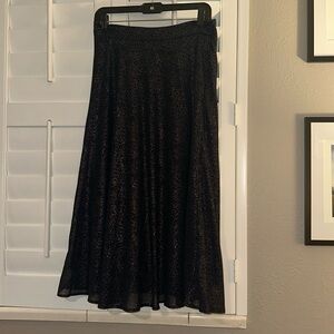 NWT Banana Republic Navy and Gold Skirt